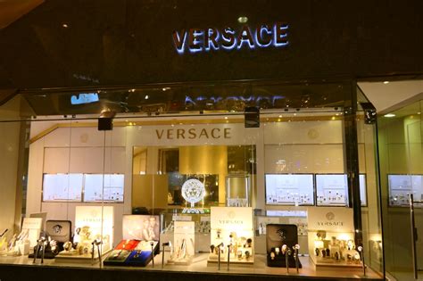 Wholesale versace 